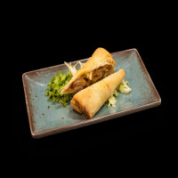 Rollitos fritos rellenas de pato